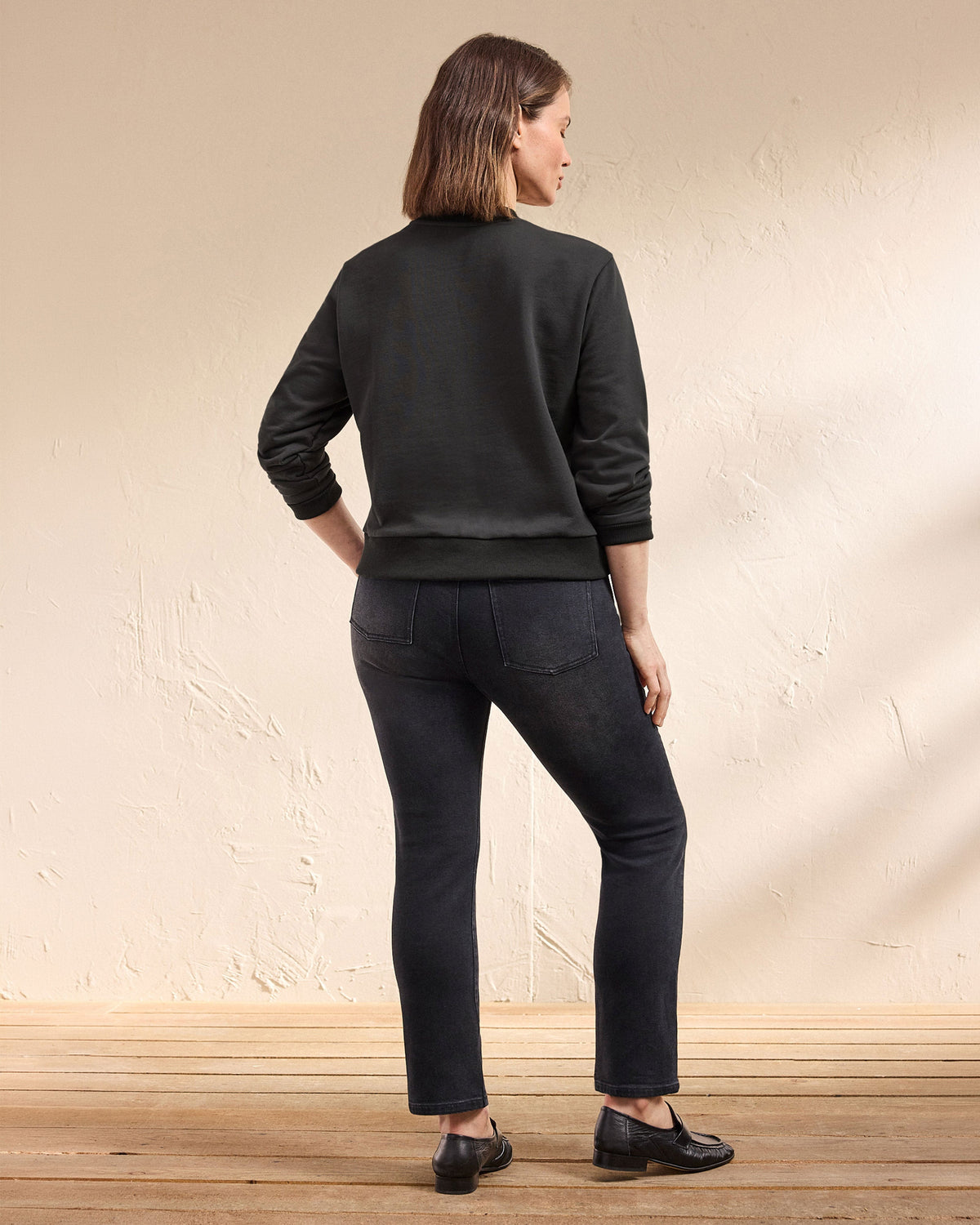 Monarch Pullover